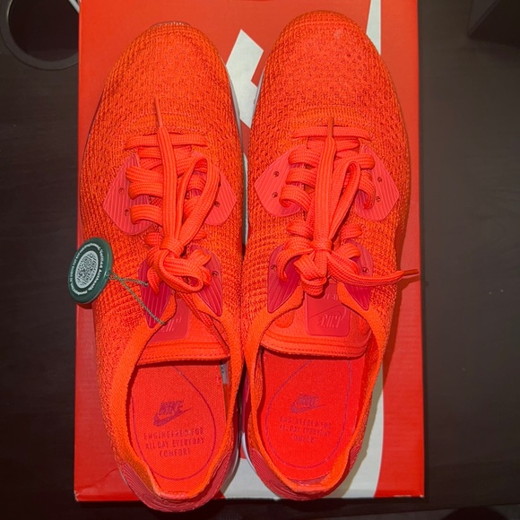Air Max 90 Ultra 2.0 Flynt - Bright Crimson. - Picture 1 of 6